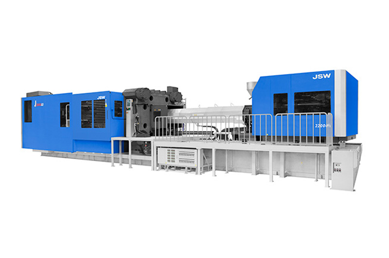 超大型電動射出成形機 トグル式<